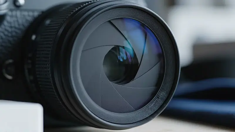 Standbild aus dem Video „Technik“